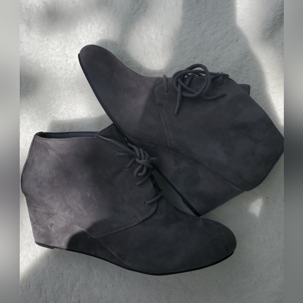 Vionic Elevated Becca Gray Suede Wedge Women Boot… - image 3